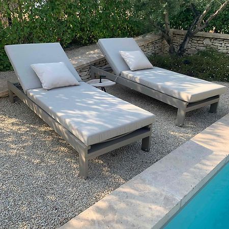 Le Cabanon De Livia Avec Piscine Privee Villa Cucuron Bagian luar foto