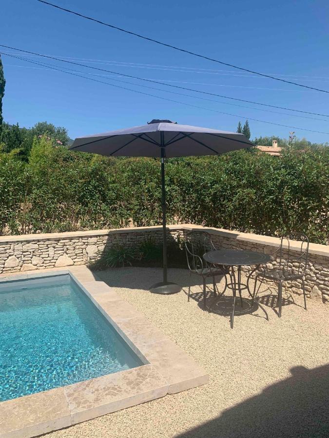 Le Cabanon De Livia Avec Piscine Privee Villa Cucuron Bagian luar foto