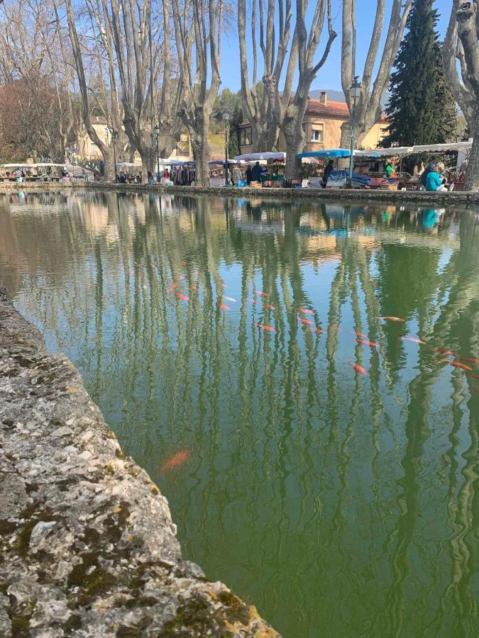Le Cabanon De Livia Avec Piscine Privee Villa Cucuron Bagian luar foto