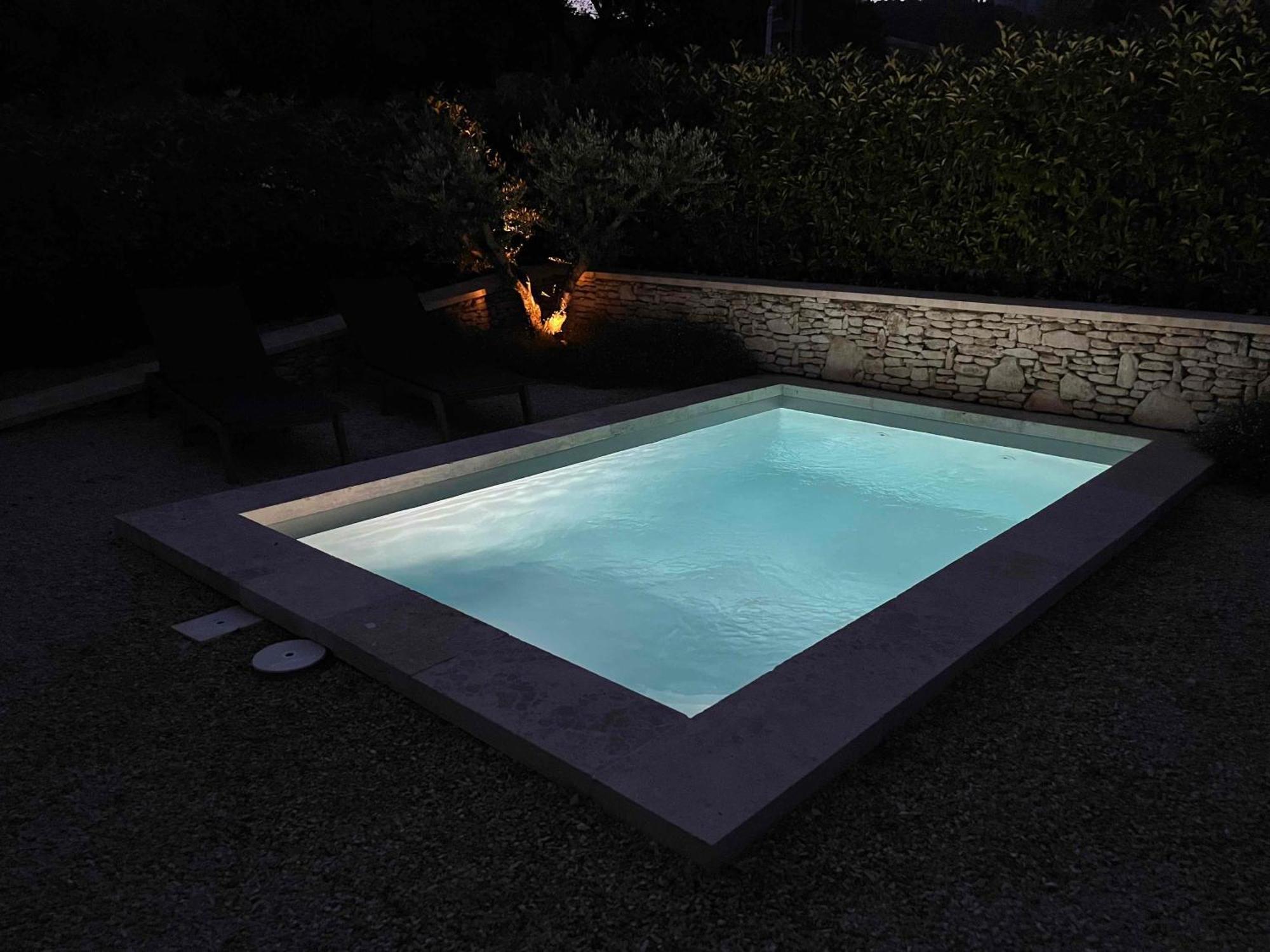Le Cabanon De Livia Avec Piscine Privee Villa Cucuron Bagian luar foto
